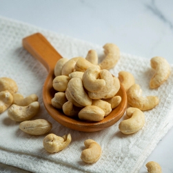 Cashews